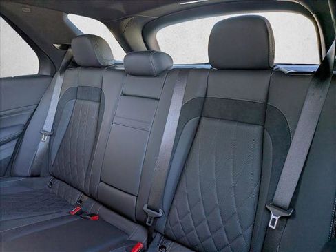 Used 2024 Mercedes-Benz GLE 53 AMG AMG GLE 53 image 16