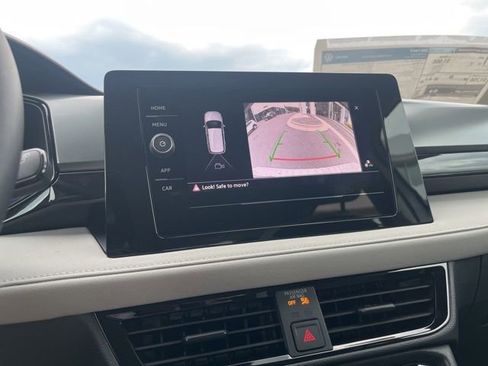 New 2025 Volkswagen Taos S image 15