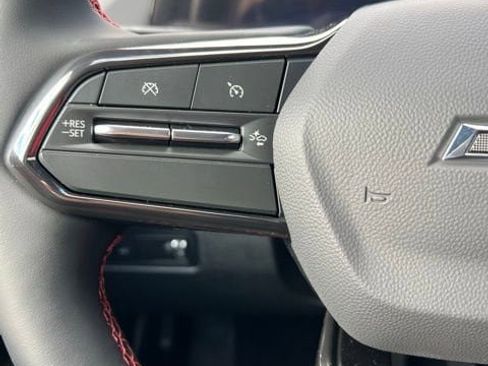 New 2026 Chevrolet Equinox EV RS image 37