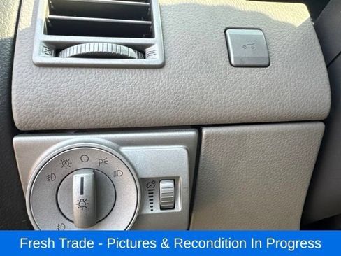 Used 2007 Lincoln MKX AWD image 17