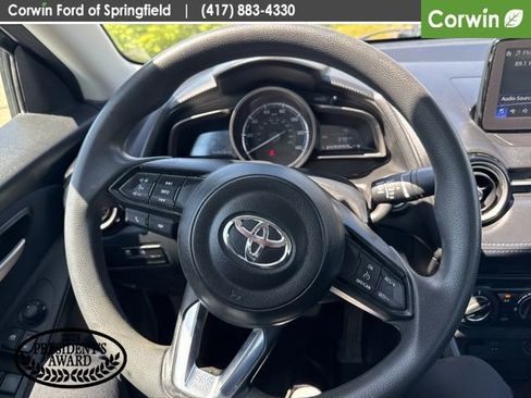Used 2019 Toyota Yaris LE FWD image 14