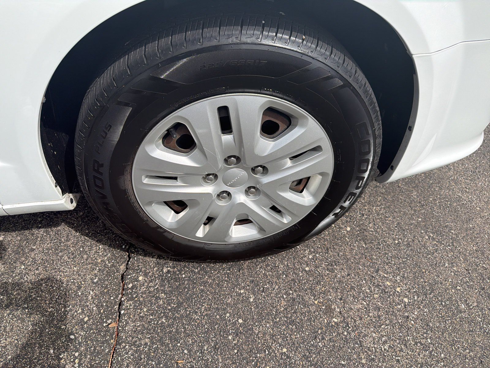 Used 2020 Dodge Grand Caravan SE FWD image 31