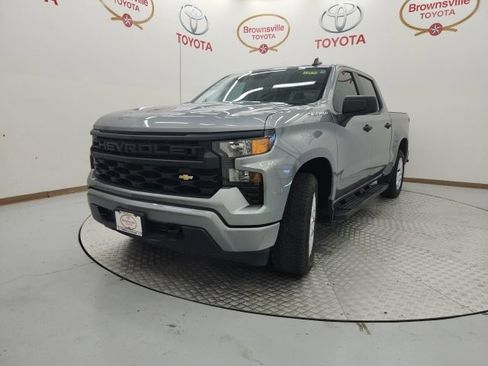 Used 2024 Chevrolet Silverado 1500 Custom RWD image 2
