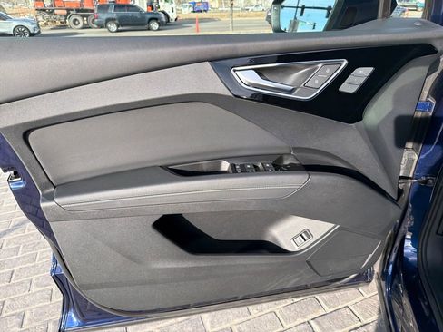 Used 2023 Audi Q4 e-tron Prestige w/ Black Optic Package image 10