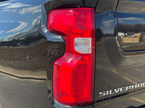 Used 2022 Chevrolet Silverado 3500 LTZ w/ LTZ Texas Edition AWD/4WD image 12
