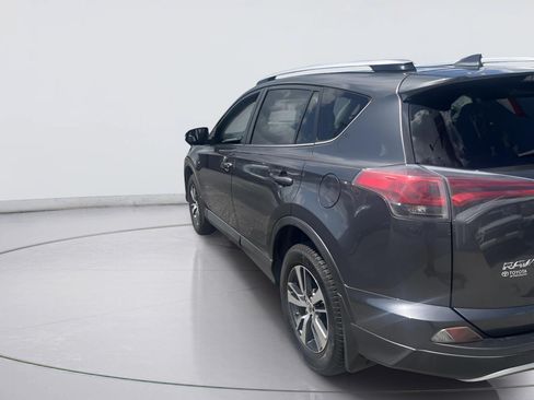 Used 2016 Toyota RAV4 XLE FWD image 3