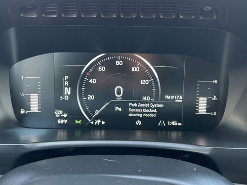 Used 2018 Volvo XC90 T5 Momentum w/ Convenience Package image 7