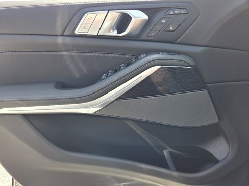 New 2026 BMW X7 xDrive40i image 21