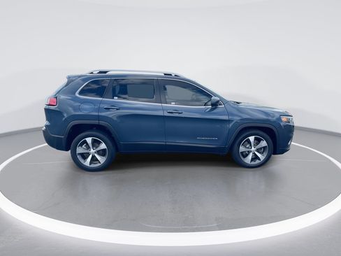 Used 2020 Jeep Cherokee Limited FWD image 9