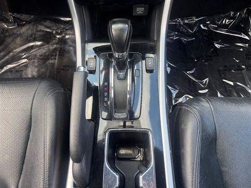 Used 2016 Honda Accord EX-L image 25