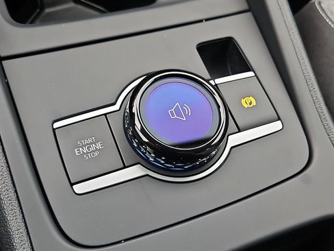 New 2026 Volkswagen Tiguan S image 11