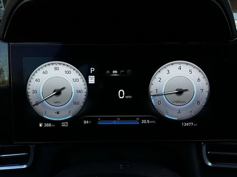 Used 2025 Hyundai Elantra Limited image 41