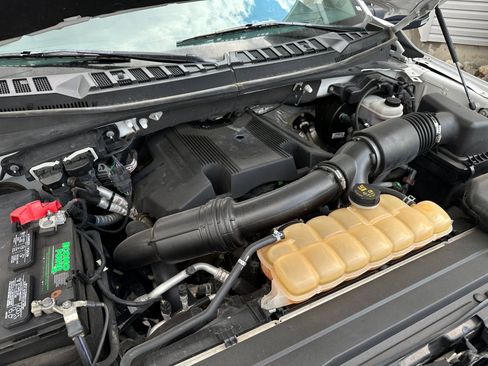 Used 2017 Ford F150 XLT w/ Trailer Tow Package image 35