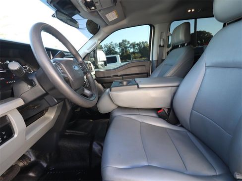 Certified 2023 Ford F550 2WD Crew Cab Super Duty image 2