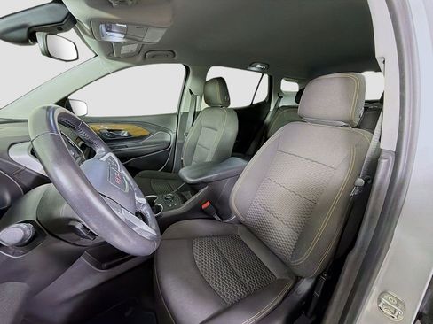 Used 2020 GMC Terrain SLE w/ Driver Convenience Package image 12