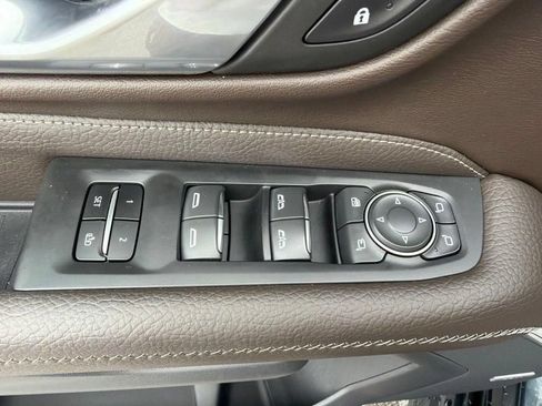 Used 2021 GMC Yukon Denali RWD image 31