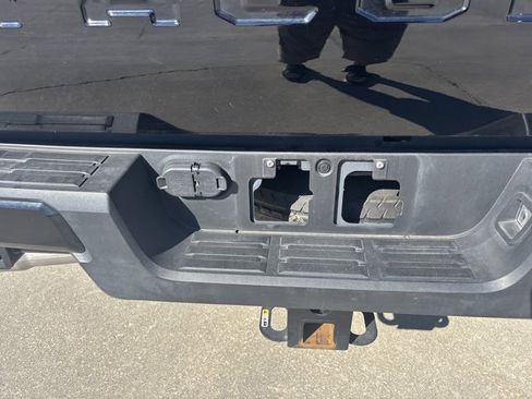 Used 2024 Toyota Tacoma SR5 image 9