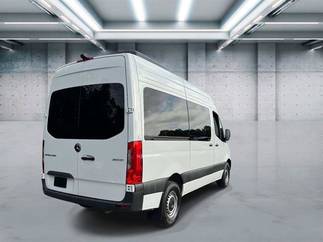 Used 2025 Mercedes-Benz Sprinter 2500 image 5