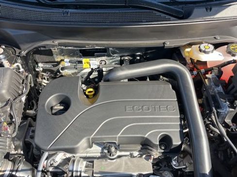 New 2026 Chevrolet Equinox LT image 36