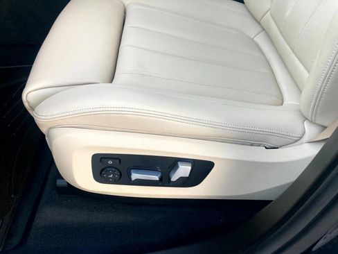 Used 2020 BMW X5 xDrive40i image 17