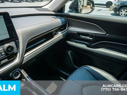 Used 2024 Toyota Grand Highlander AWD image 47