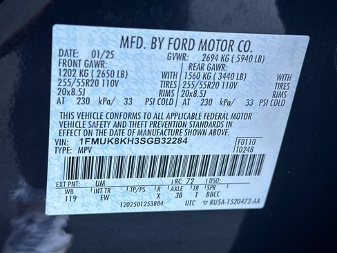 Certified 2025 Ford Explorer ST-Line AWD/4WD image 29