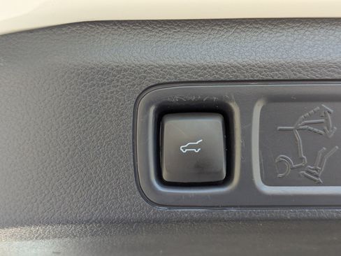 Used 2022 Ford Expedition Max Limited AWD/4WD image 43