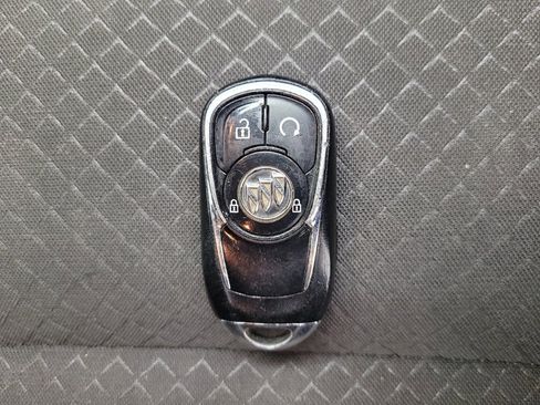 Used 2020 Buick Encore Preferred FWD image 32