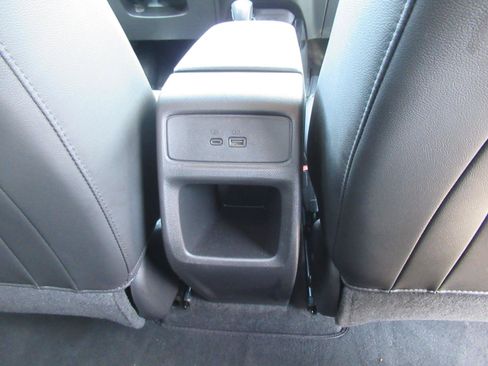 Certified 2024 Chevrolet Trax LT FWD image 29