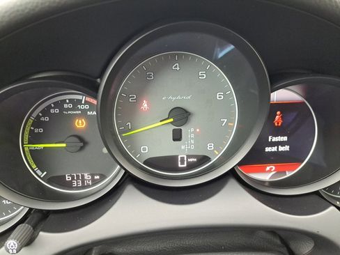 Used 2015 Porsche Cayenne S w/ Premium Package AWD/4WD image 27