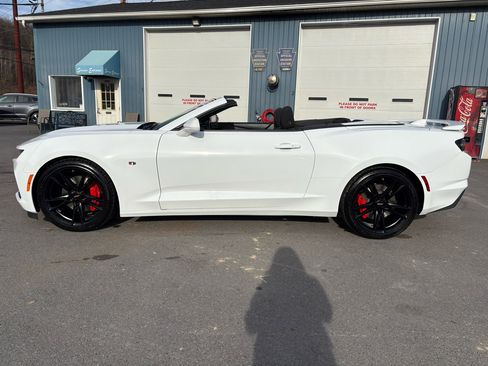 Used 2023 Chevrolet Camaro SS image 2