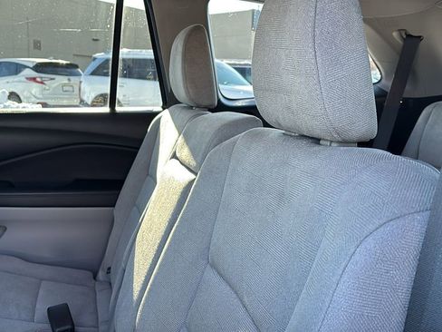 Used 2020 Honda Pilot EX image 30