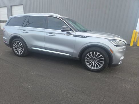 Used 2024 Lincoln Aviator 2WD w/ Premium Package image 15