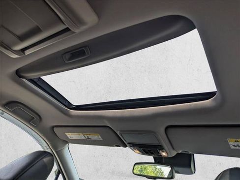 Used 2017 Honda Pilot Elite image 21