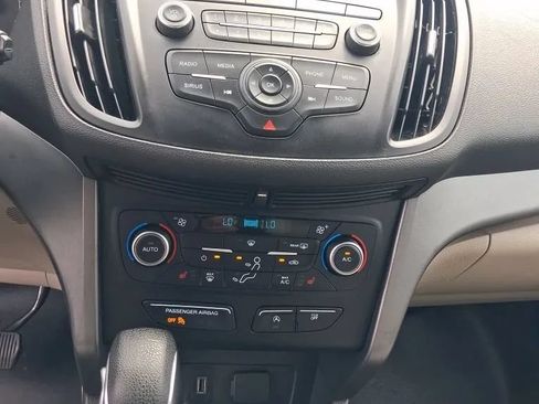 Used 2018 Ford Escape SE AWD/4WD image 17
