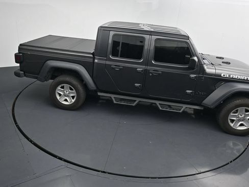 Used 2020 Jeep Gladiator Sport w/ Quick Order Package 24S AWD/4WD image 17