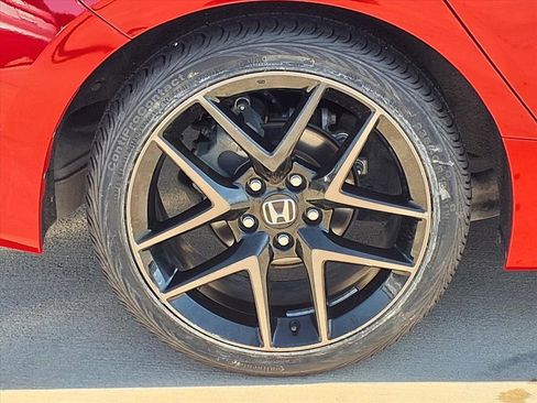 Certified 2024 Honda Civic Sport Touring image 25