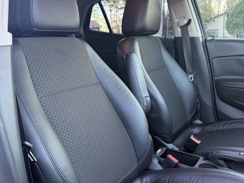 Used 2017 Buick Encore Preferred image 22