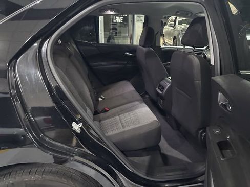 Used 2022 Chevrolet Equinox LT image 32