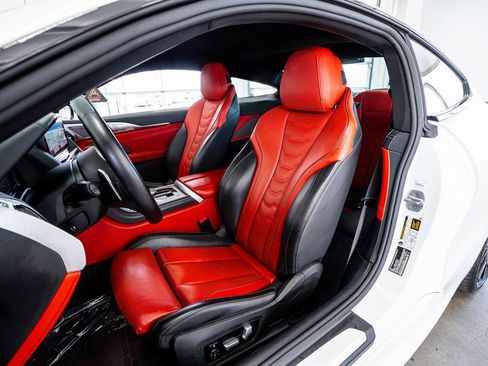 Used 2025 BMW 840i Coupe w/ M Sport Professional Package image 38