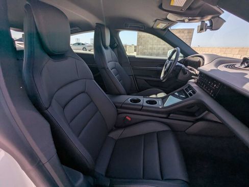 New 2025 Porsche Taycan 4S AWD/4WD image 24