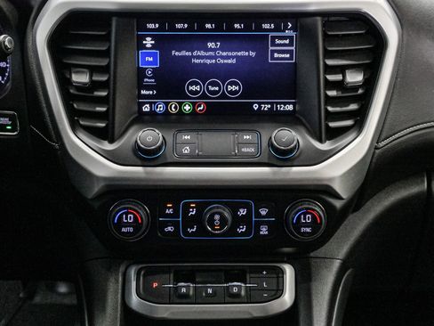 Certified 2023 GMC Acadia SLE w/ Driver Convenience Package image 30