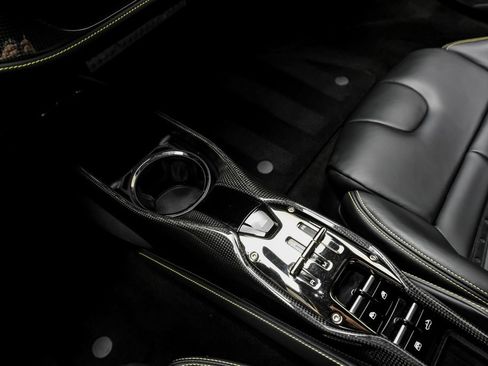 Used 2022 Ferrari SF90 Spider AWD/4WD image 23