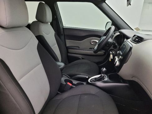 Used 2019 Kia Soul FWD image 21
