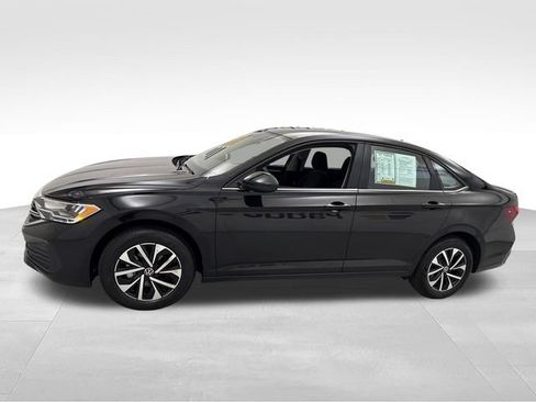 Used 2023 Volkswagen Jetta S FWD image 2