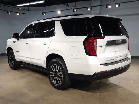 Used 2023 GMC Yukon AT4 w/ AT4 Premium Plus Package AWD/4WD image 5