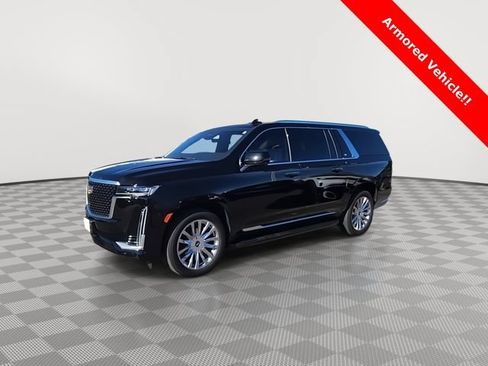 Used 2023 Cadillac Escalade ESV Premium Luxury w/ Performance Package AWD/4WD image 4