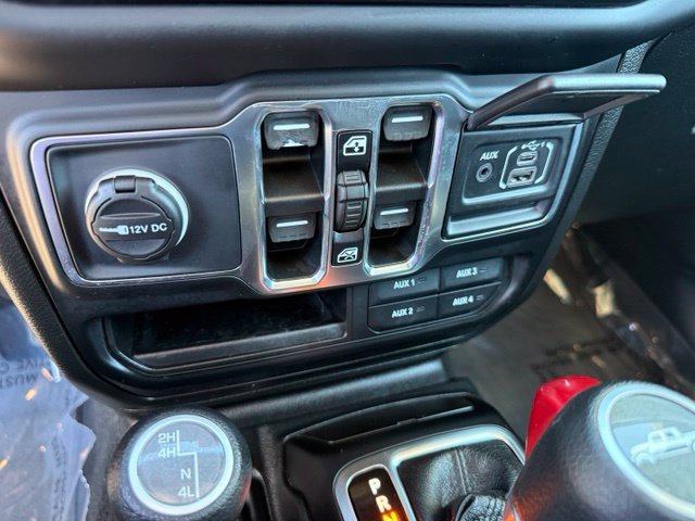 Used 2021 Jeep Gladiator Sport AWD/4WD image 23