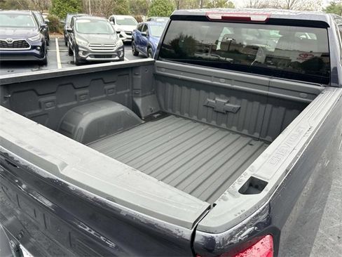 Used 2022 Chevrolet Silverado 1500 RST image 12