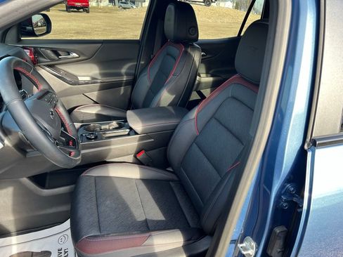 Used 2025 Chevrolet Equinox RS image 29